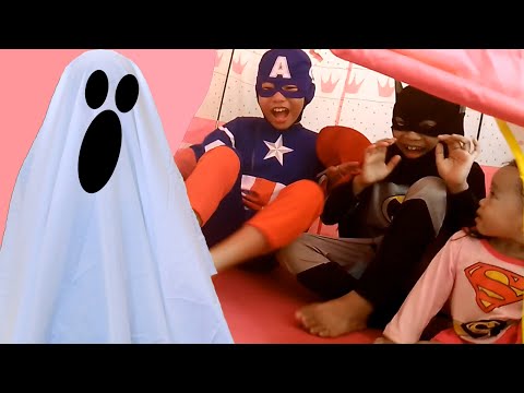 Funny Little Superhero Kids - Donna The Explorer