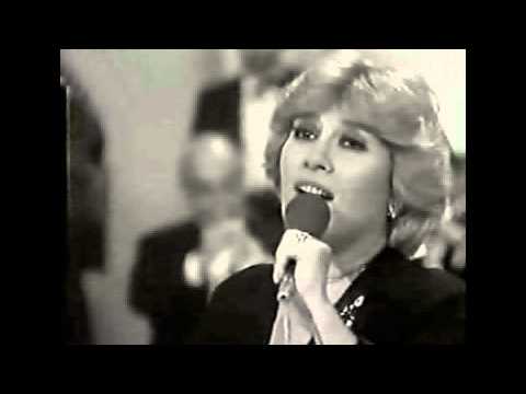 Monna Bell - Aun Te Sigo Amando