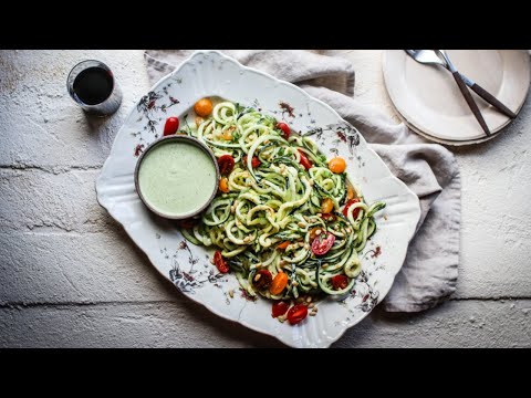 How to Make Creamy Basil Sauce (Recipe Included!) with Zoodles |  Vegan & Gluten-Free