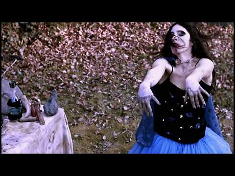 download lagu mp3 mp4 Alice Tin It, download lagu Alice Tin It gratis, unduh video klip Alice Tin It