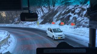 preview picture of video '福島駅からバスで相馬へ。霊山山中、道路凍結でのろのろ運転【2014.3.11】'