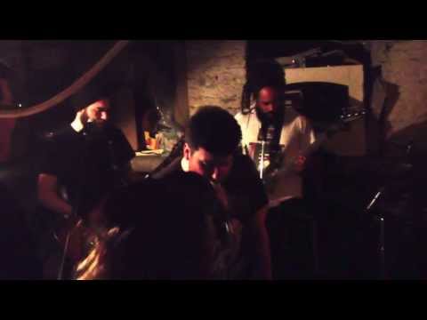 Ämbonker - Riot live @ Kellerloch Berlin