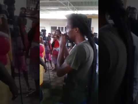 Quincy King van Seki mi band