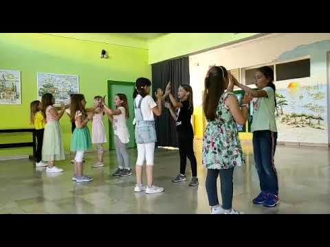 Oj, oj sokoliću moj - OŠ Stanovi 2.b