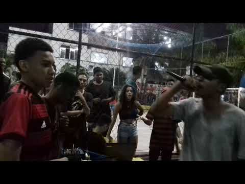 Maluquinho x 2d - batalha da praça do skate /part1