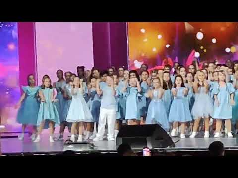 "Маленькая страна" - Наташа Королёва и детский эстрадный хор Юрия Гончара (31.08.2023)