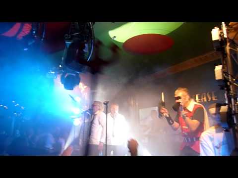 Raptori - Tuhansien Sulojen Maa LIVE @ Burleski Club, Helsinki 30.04.2010 HD 720p