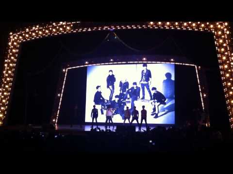 [2012.04.07] BtoB dancing to Yeah! @ Lotte World, Seoul