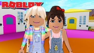 OLIVE MEETS HER NEW BEST FRIEND AT DAYCARE | Roblox Roleplay | Bloxburg Family