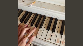 Missus Piano Lyrics English Translation
