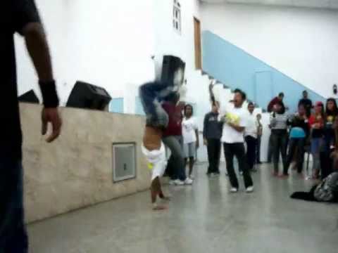 Jhonny & Nobru VS.  Apóllo & Snuck - 1º Round - Freestyle Battle 2011