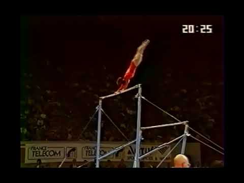 Shi Liying (CHN) - 1992 Paris Worlds | Uneven Bars (QF)