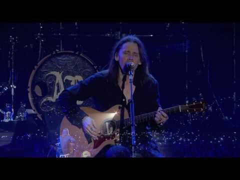 Alter Bridge - Wonderful Life / Watch Over You (Live at Wembley) Full HD