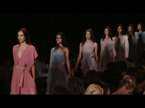 BCBGMAXAZRIA Spring 2015 - NYFW - Backstage, Interviews & Runway | Videofashion