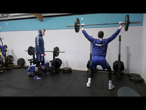 Handballer Mecklenburger Stiere hoffen auf Spielbetrieb in naher Zukunft