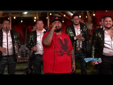 Erik Cuen Ft. Banda Los Populares Del Llano - El Barco (En Vivo 2023)