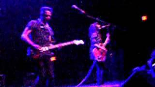 The Kills - Alphabet Pony (Live 4/30/09)