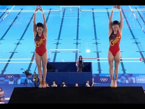 La perfección en los clavados. China medalla de oro.