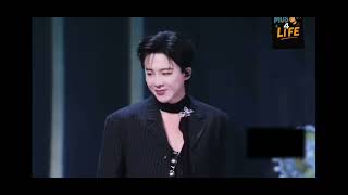 Download lagu 刘宇宁《音乐缘计划2》把你的名字念一万遍（伴奏） mp3