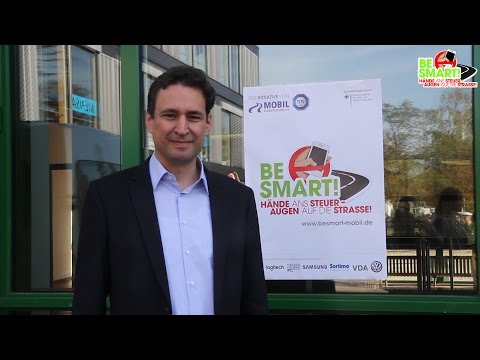 Georg Eisenreich gegen Ablenkung am Steuer durch das Smartphone #besmart
