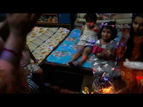 yuwani happy brit  2077/7/18🍔🍔🎂🎂🎂(1)