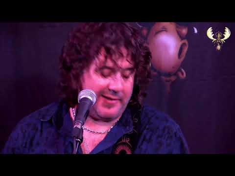 Sean Chambers - Choo choo mama - Live at Bluesmoose Radio 15 mei 2019