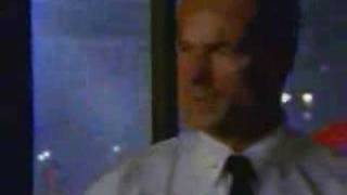 Pacey frappe son p�re