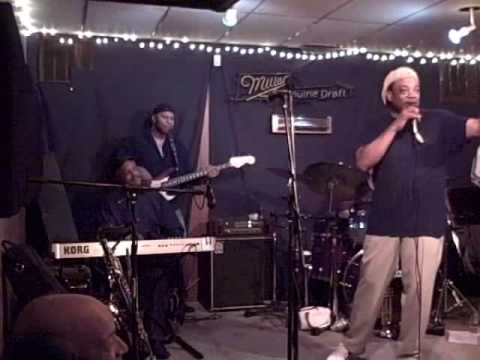 INTRO CHICAGO EXPRESS