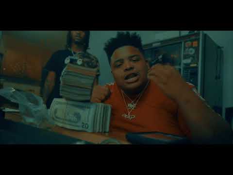 Guap Tarantino - Drug Dealers (Official Music Video)