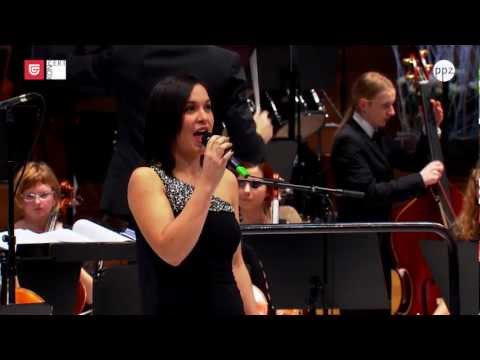 Ta noč je moja - Nina Strnad in Jan Kus s Simfoničnim orkestrom Gimnazije Kranj