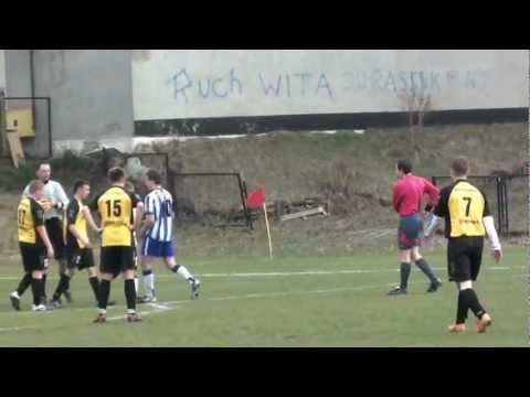MKS Poręba - Łazowianka Łazy (7 IV 2012)