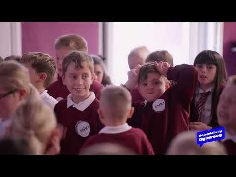 Play YouTube video