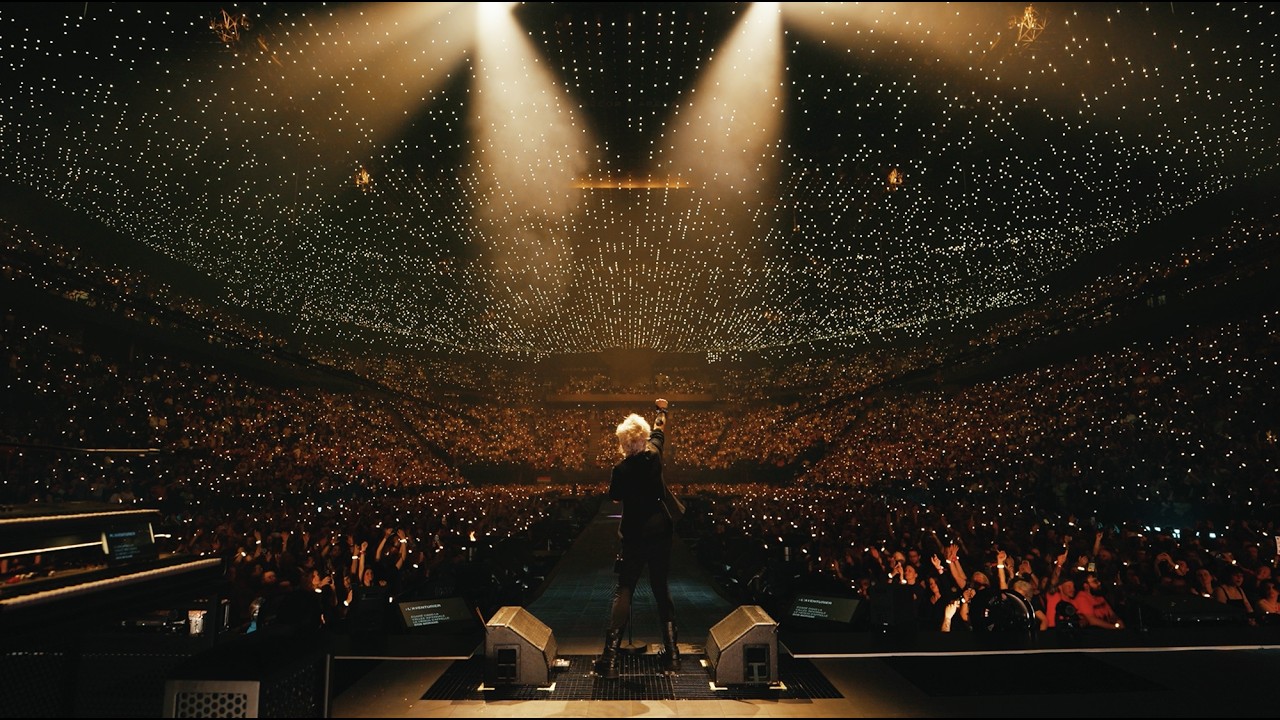 Miniature de la vidéo Indochine - Arena Tour 3ème Vague Paris (Accor Arena, les 24, 25, 27, 28 fév. et 3, 4, 6, 7 mars 26) du film Indochine - Arena Tour, le concert événement