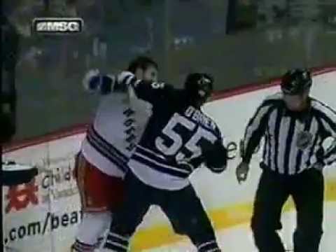 Brandon Prust vs Shane O'Brien Nov 27, 2010