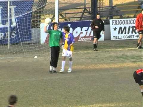 2º gol de Centenario vs I.A.C.  2-3  (29-08-10)