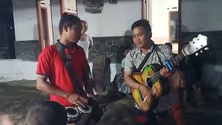 Download lagu RASSA NISER BEN RASSA SAYANG COVER BY Pengamen Djember Gokil mp3