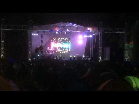 Raggattack y Irie Nanara en session teotihuacamp 2019