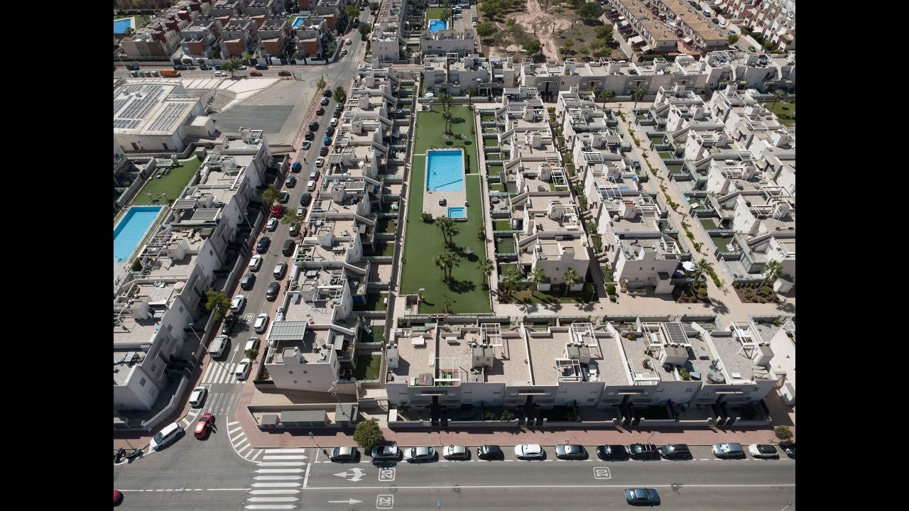 出售酒店式公寓Parque Acuático - Sector 25 - KP4363