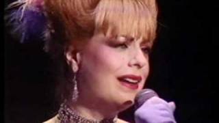 Mari Wilson - Cry Me A River (some audio distortion).mpg