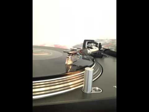 mampi swift with ic3 and skibadee @ global gathering 2007- random concept 8