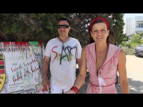 Ibiza ungeschnitten: Führung durch Sharyars wasserfeste Farbwelten