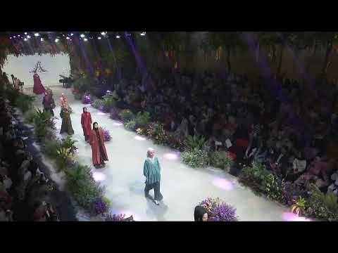 FASHION RHAPSODY DAY 4 - Ayu Dyah Andari