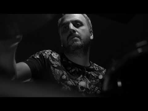 Yerin Altındayım - Emir Can İğrek