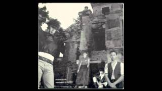 Plebe Rude / 03. Johnny Vai à Guerra (outra vez)