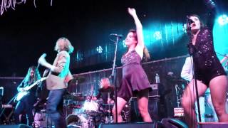 Foxygen - Everyone Needs Love