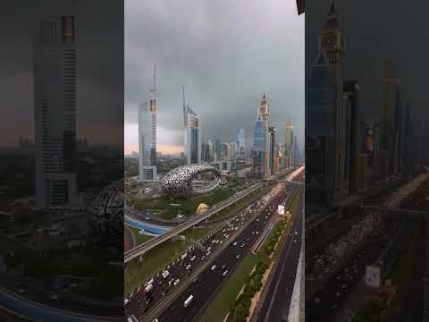 "Rainy Dubai: A Beautiful Weather Experience"
