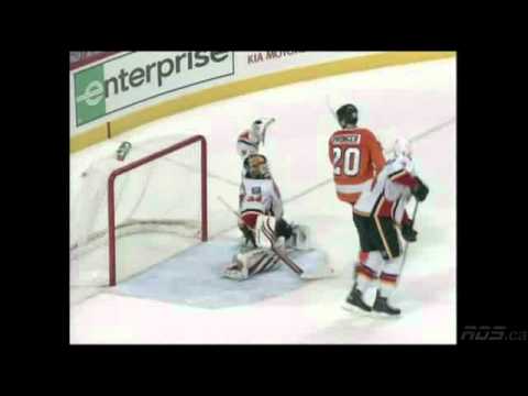 Chris Pronger Doing His "Sean Avery"
