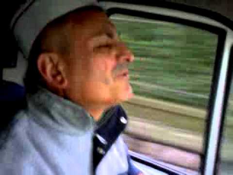 MICHELE BRIOSCIA CANTA "PE MEZZ'ORA"DI ENZO BARONE ED ANTHONY