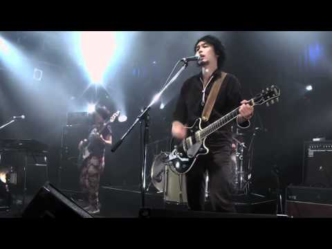 LUBIC CAVE HOUSE｜swing like swalllow