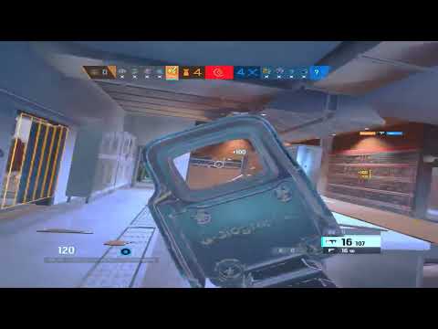 Emerald clutch 300 IQ (2024)